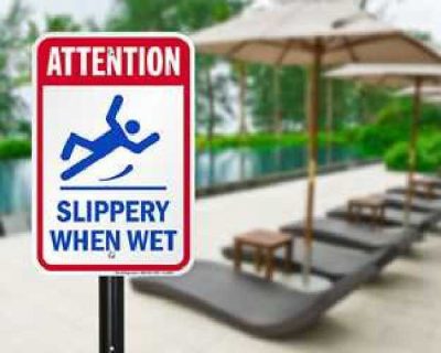 slippery when wet pool deck warning sign